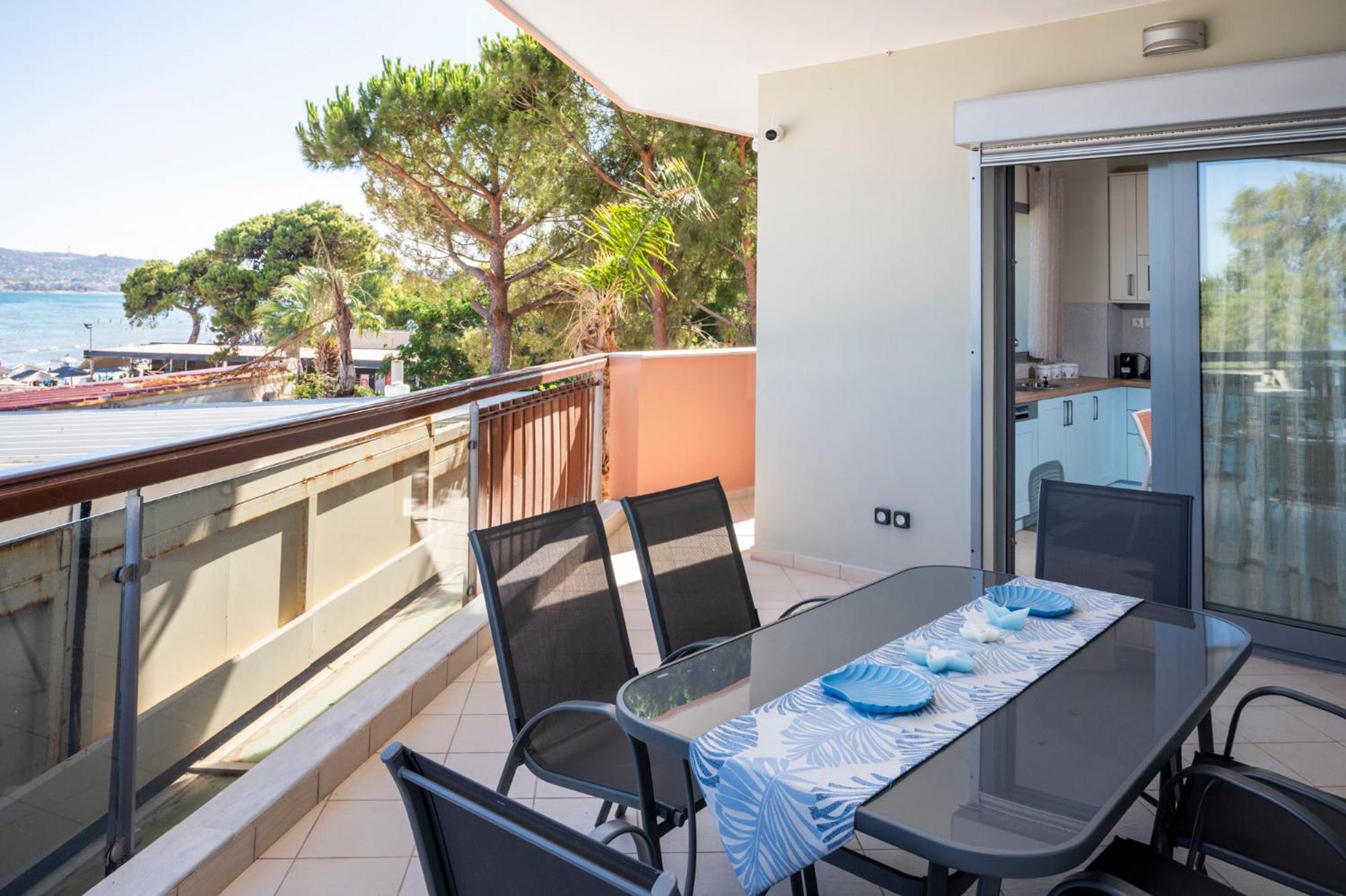 Oceanis Apartments Artemida  Ngoại thất bức ảnh